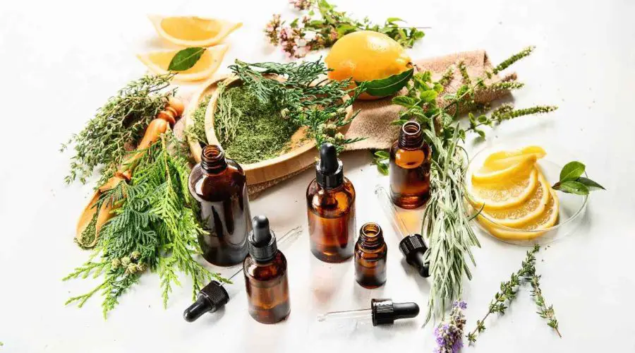 Attention Ladies: Know these 6 Essential Oils That Can Help You With Coping Menopause