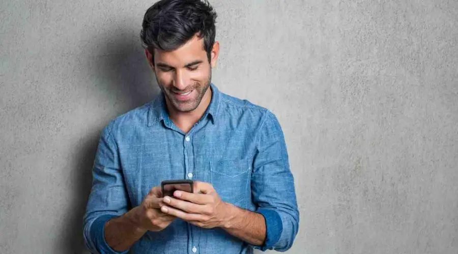 How to Text a Gemini Man – A Complete Guide