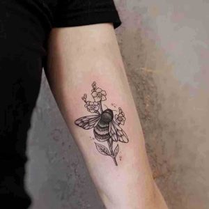 bee tattoo